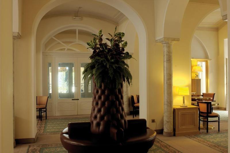 莱维科温泉帝国大酒店 莱维科特尔梅 外观 照片